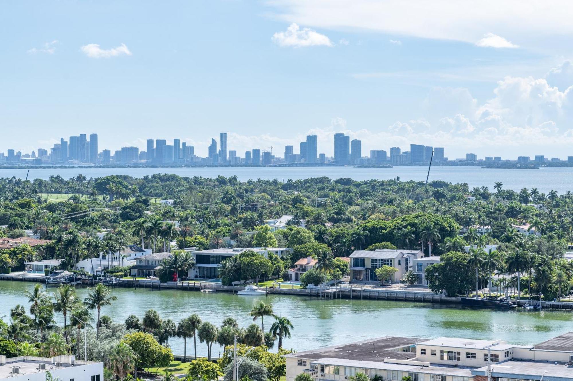 Global Luxury Suites At Monte Carlo Miami Beach Phòng bức ảnh