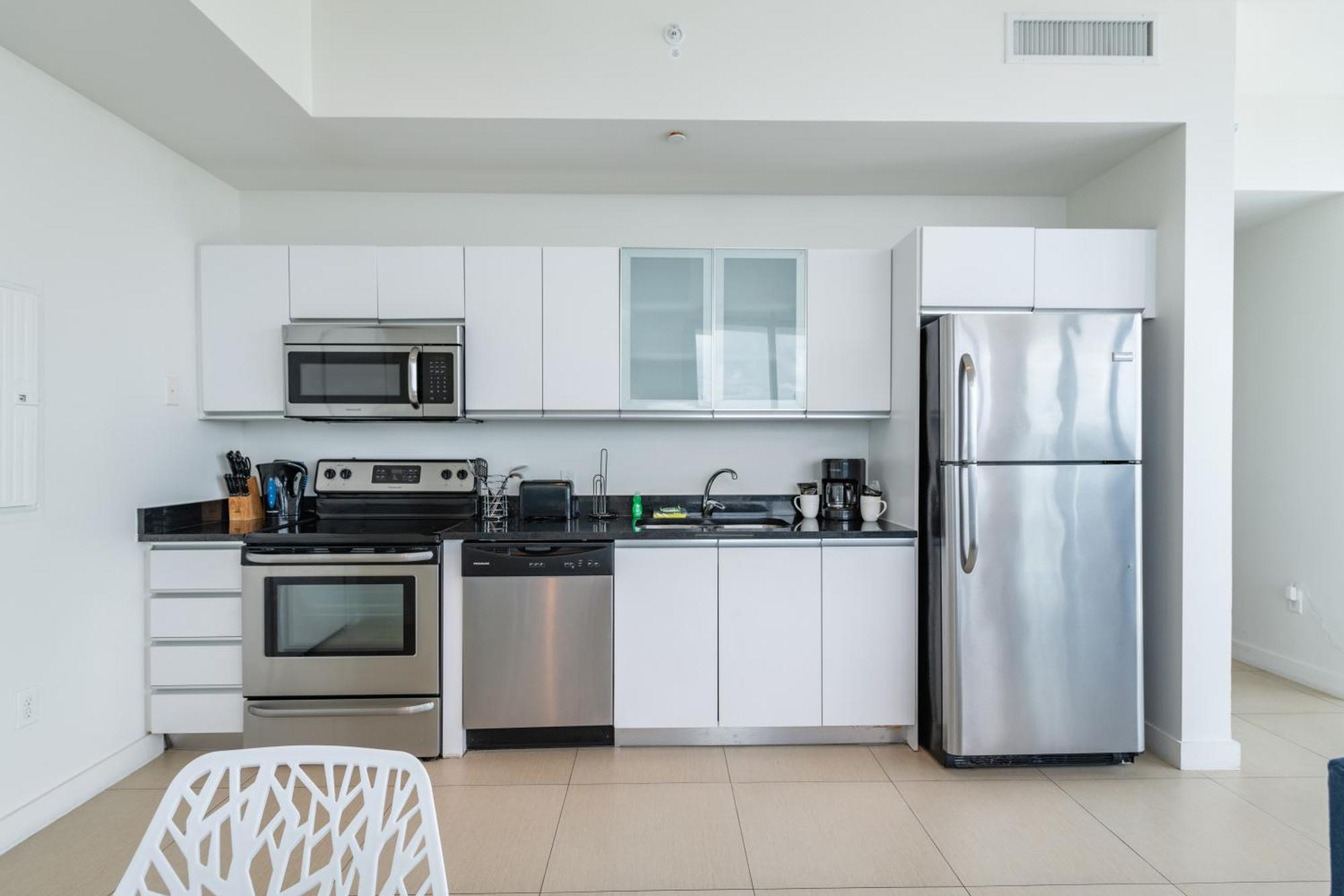 Global Luxury Suites At Monte Carlo Miami Beach Phòng bức ảnh